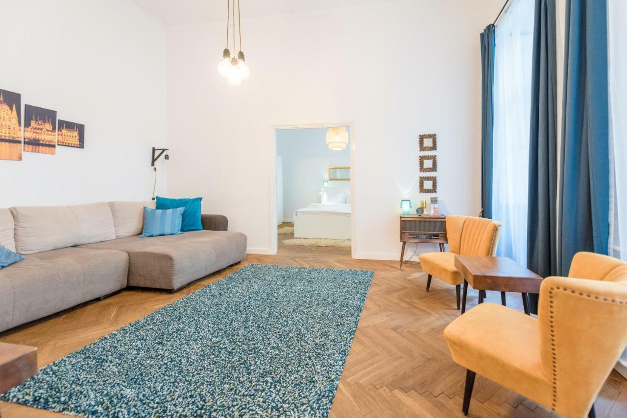 Oasis Apartments - Liberty Square Budapest Extérieur photo